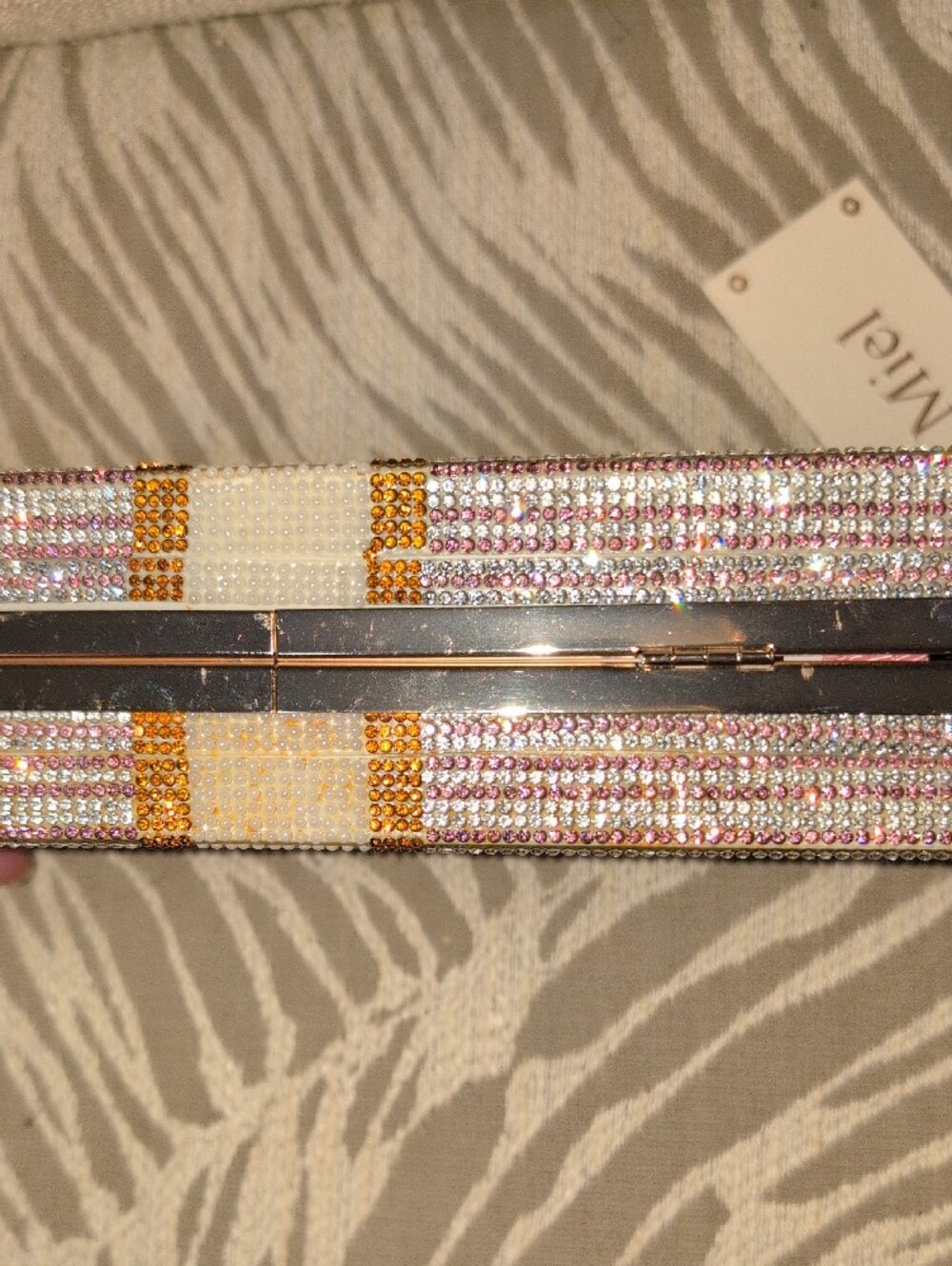 Crystal-Embellished Pink Money Clutch Bag - Picture 7 of 14